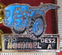 HUMMEL DE52 A Einachser Trecker Traktor Abzeichen Orden Pin Made Niedersachsen - Hoya Vorschau