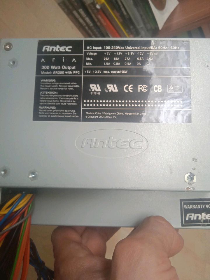 Antec Aria 300watt  output Modell:AR300 with PFC in Artern/Unstrut