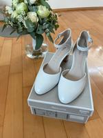 Tamaris Brautschuhe / weiße Absatzschuhe Nordrhein-Westfalen - Beckum Vorschau