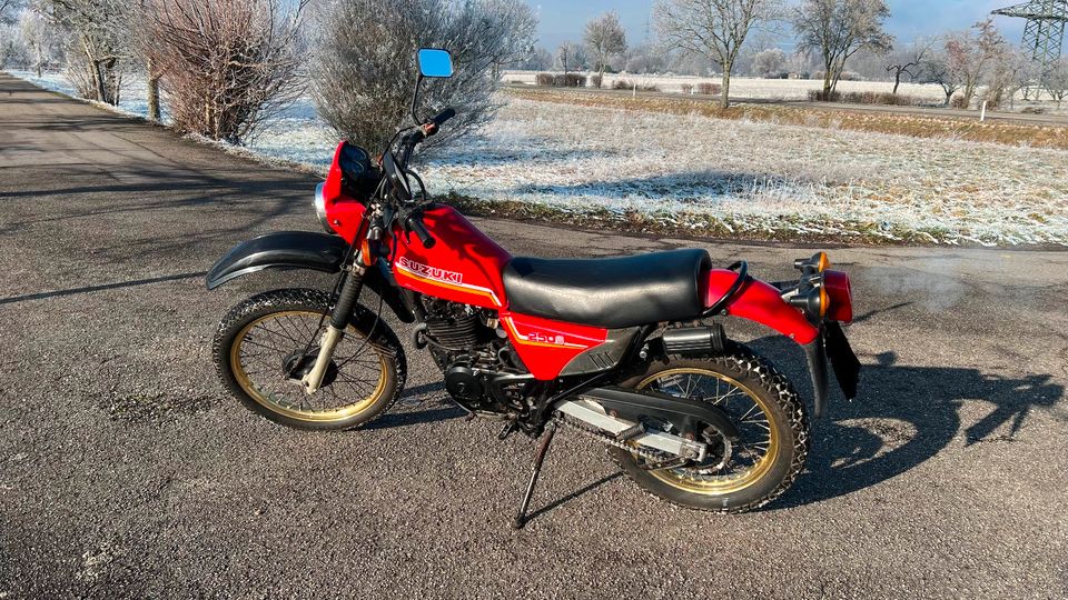 Suzuki DR 250 Enduro in Bühl