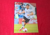 Autogramm Foto 13x18 LEON GORETZKA Fußball Nationalmannschaft ⚽️ Mecklenburg-Vorpommern - Neubrandenburg Vorschau