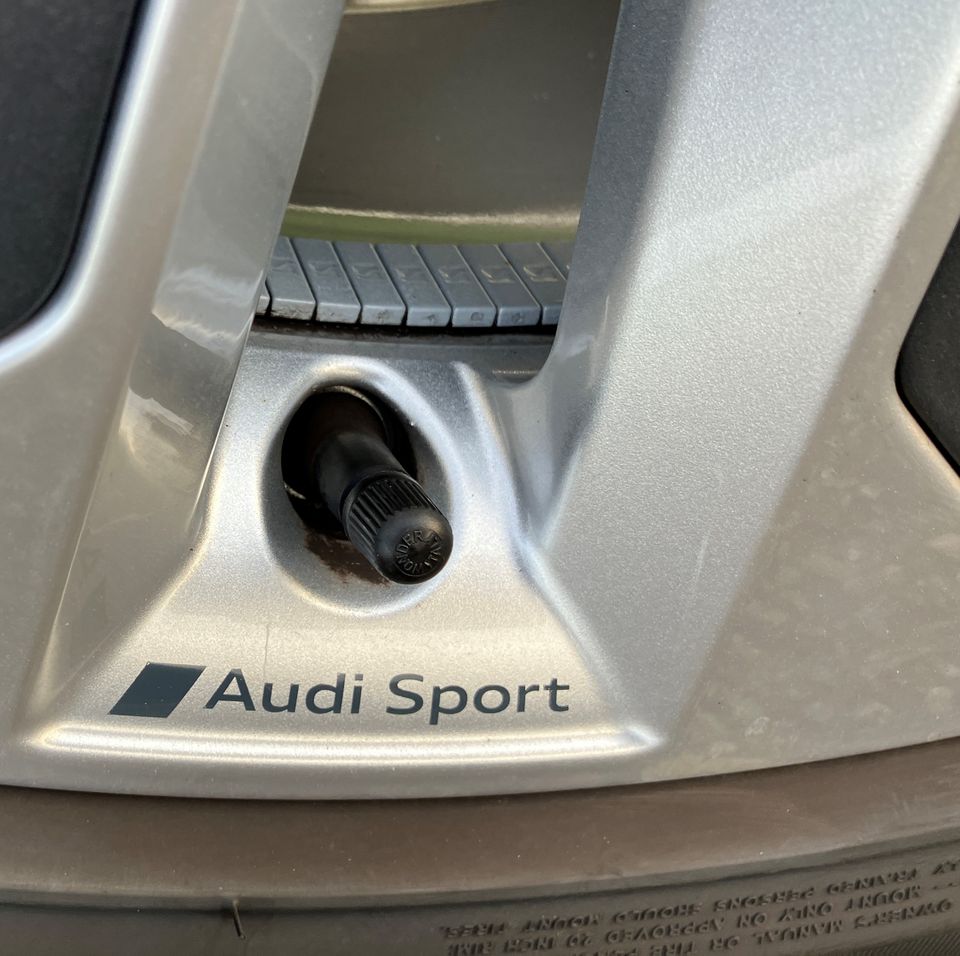 Audi Q3 Sportback S Line 35 TDI Stronic AHK Standhzg Virtual Navi in Brunnen