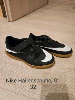 Nike Hallenschuhe, Gr. 32 Bayern - Flintsbach am Inn Vorschau