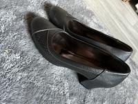Pumps (schwarz-grau) Hessen - Breuberg Vorschau
