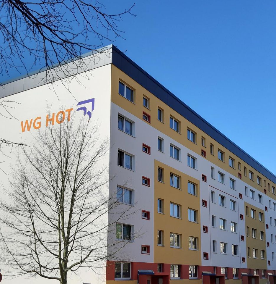Rollstuhlgerechte 2-Raum-Wohnung im Erdgeschoss mit schöner Terrasse in Hohenstein-Ernstthal