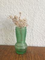 Grüne Glasvase DDR Vase Blumenvase Pressglas Leipzig - Volkmarsdorf Vorschau