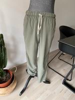 Khaki farbige leichte Hose, LE STREGHE, Gr. M Bayern - Mammendorf Vorschau