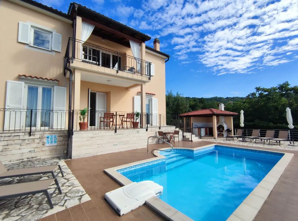 Kroatien, Opatija Riviera: Freistehende Villa mit Pool und Meerblick - Immobilie H2644 in Rosenheim