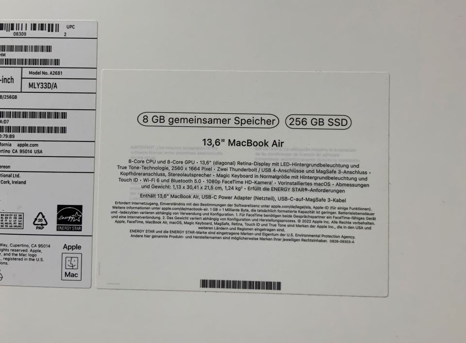 Apple MacBook Air M2 (2022), 13.6", 8GB RAM, 256GB SSD in Neuwied