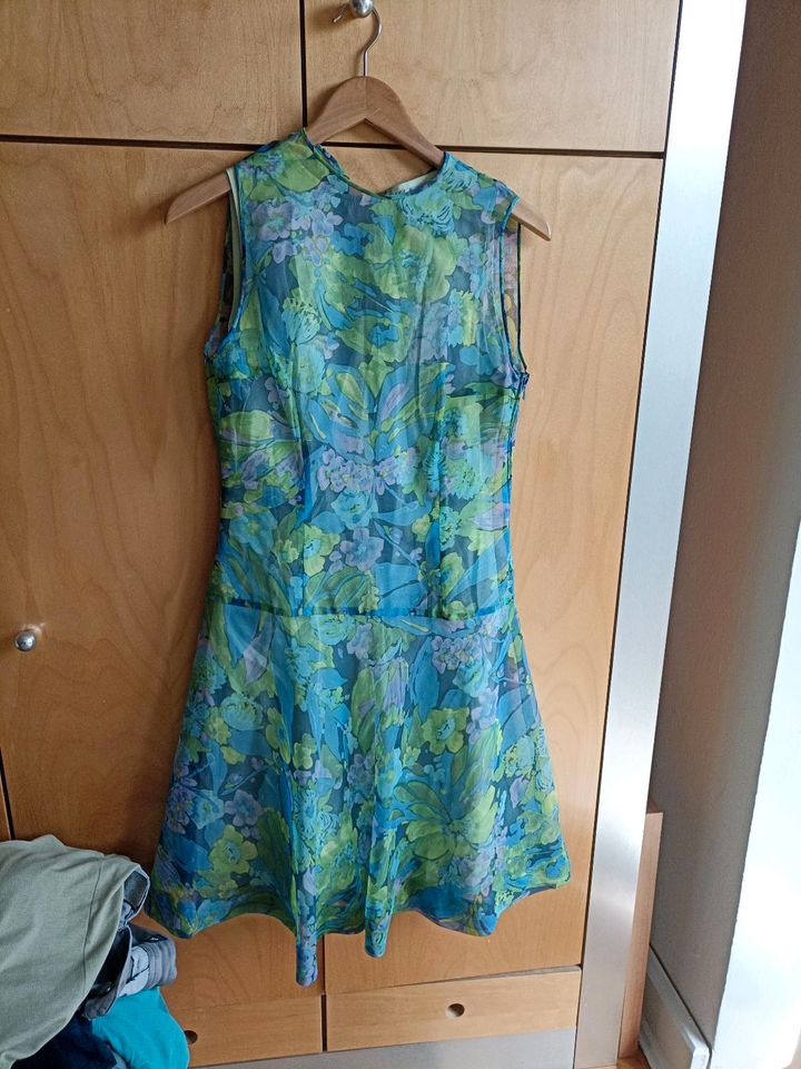 Kleid Vintage Blumen in München