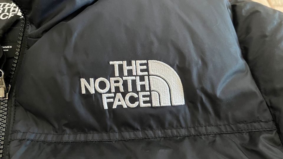 The North Face Retro Puffer Jacket ❤️ Gr.L in Grünheide (Mark)