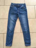 C&A ⭐️ Skinny Jeanshose Mädchen Jeans blau 170 Knopfband Baden-Württemberg - Radolfzell am Bodensee Vorschau