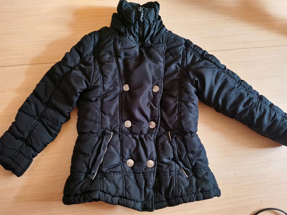 Übergangsjacke winterjacke gr 128 in Berlin