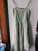 grünes Kleid Thüringen - Altenburg Vorschau