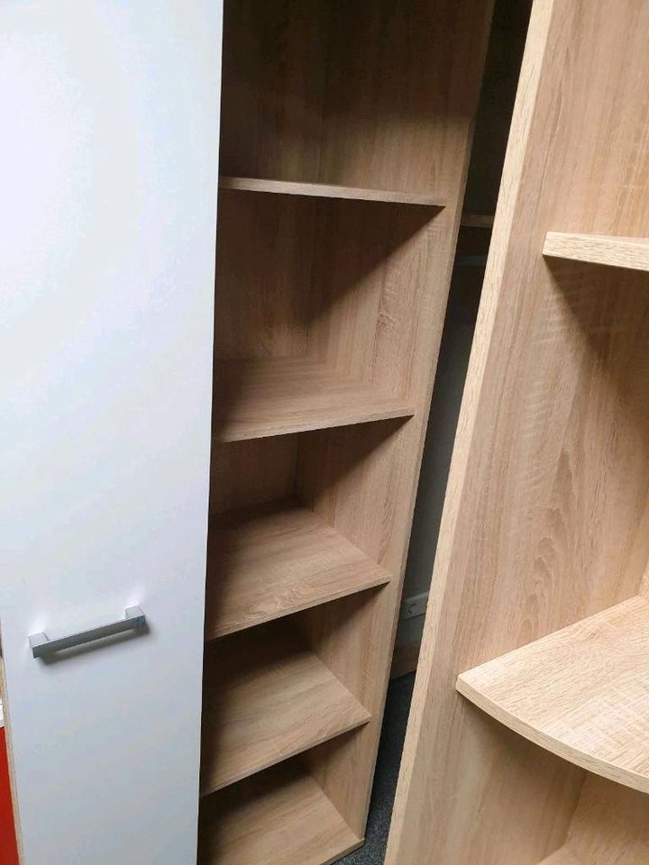 Begehbarer Kleiderschrank Fernsehschrank Garderobe Eckschrank in Berlin