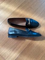 Minelli Schuhe Slipper Leder Loafer Mokassins Gr. 39 Schwarz meuw Altona - Hamburg Othmarschen Vorschau