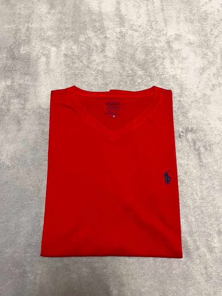Ralph Lauren Herren V Shirt Tshirt L Slim Fit Rot Neu Original in Dortmund