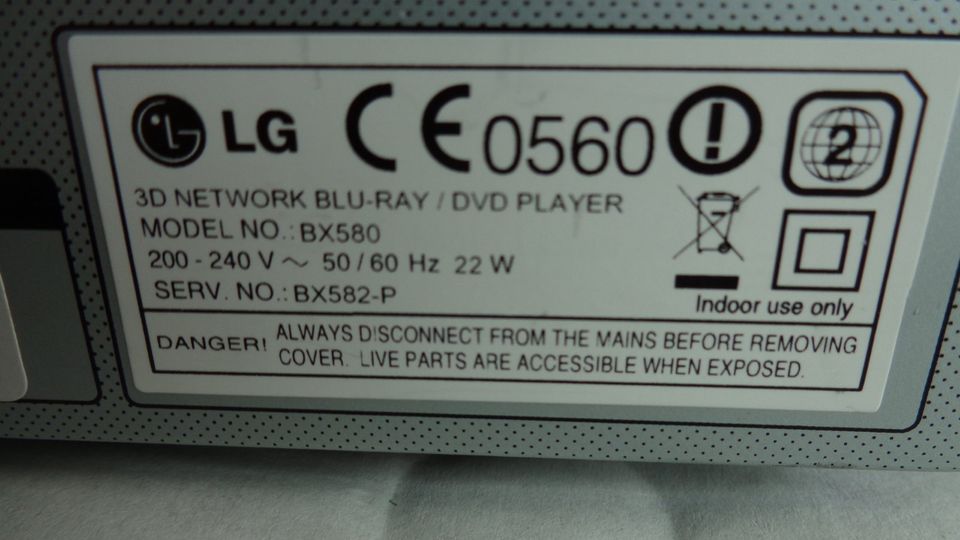 LG BX580 BLURAY 3D -DVD-CD-MP3 DISC PLAYER in Reutlingen
