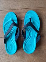 Crocs Zehentrenner  Flipflop Sandalen neu Gr. 36/37 türkis blau Bayern - Emmering Vorschau