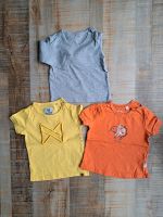 T-shirts, Langarmshirts, Hosen, Bodys, Schlafanzüge, Kleid Gr. 74 Niedersachsen - Neuenkirchen-Vörden Vorschau