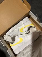 Nagelneue Airforce 1 Nordrhein-Westfalen - Menden Vorschau