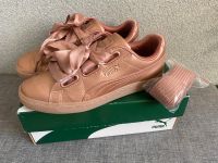 Puma Basket Heart Copper Rose Gold Sneaker Gr. 38 Wn‘s Schuhe Nordrhein-Westfalen - Velbert Vorschau