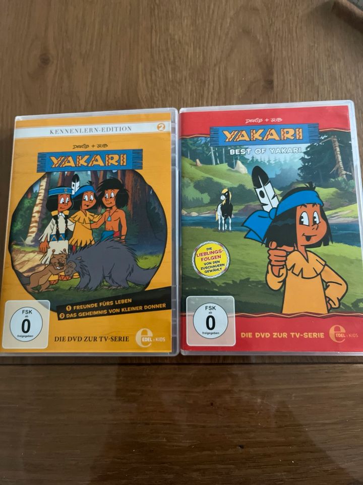 2 Yakari DVDs in Kevelaer
