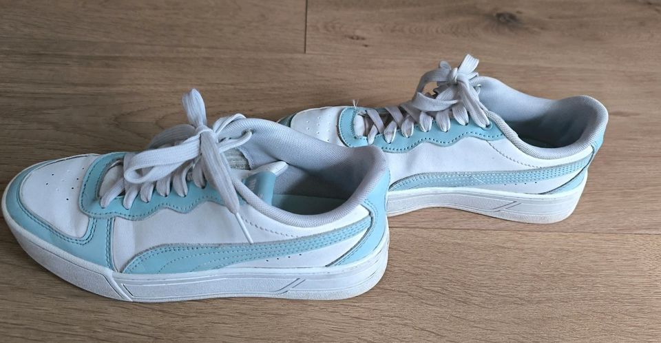 Puma Sneaker/Sportschuhe Größe 36 weiß, hellblau in Hamm