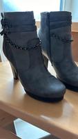 Tamaris Stiefelette Gr. 38 grau Bayern - Schrobenhausen Vorschau