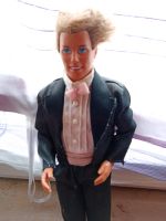 Barbie Puppe Ken im Hochzeitsanzug Niedersachsen - Oldenburg Vorschau