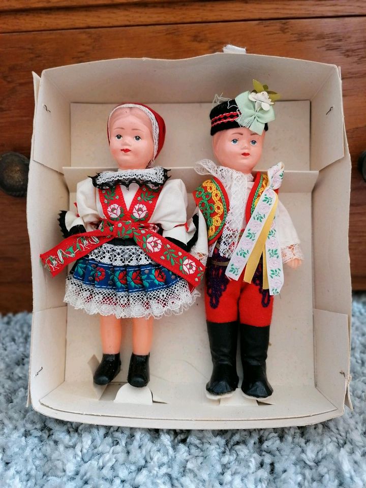 Antike 60erJ AUSTRIA Trachten-Zelluloidpuppen Zillertal in OVP in Bayern -  Aindling | Kunst und Antiquitäten gebraucht kaufen | eBay Kleinanzeigen ist  jetzt Kleinanzeigen