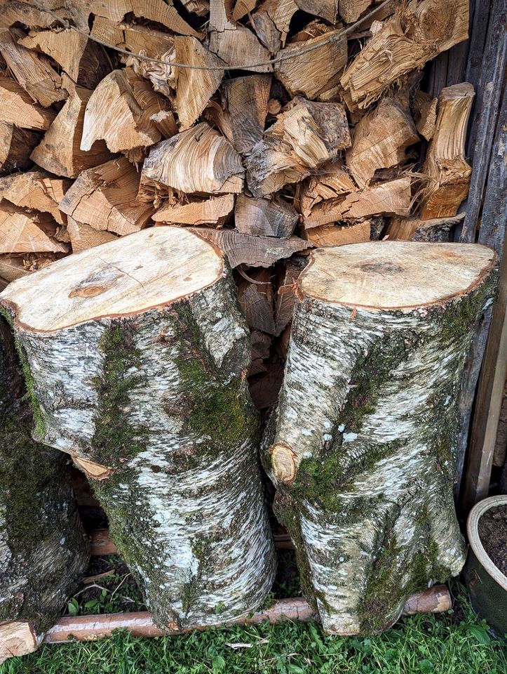 Drechselholz, Hackstotzen, Holzsäule in Mengen