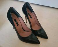 Schwarze High Heels Köln - Nippes Vorschau