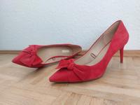 Rote Pumps High Heels mit Schleife Gr. 42 Bayern - Litzendorf Vorschau