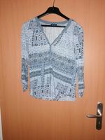 Shirt von Tom Tailor weiß/hellblau Gr. S fast NEU Brandenburg - Döbern Vorschau