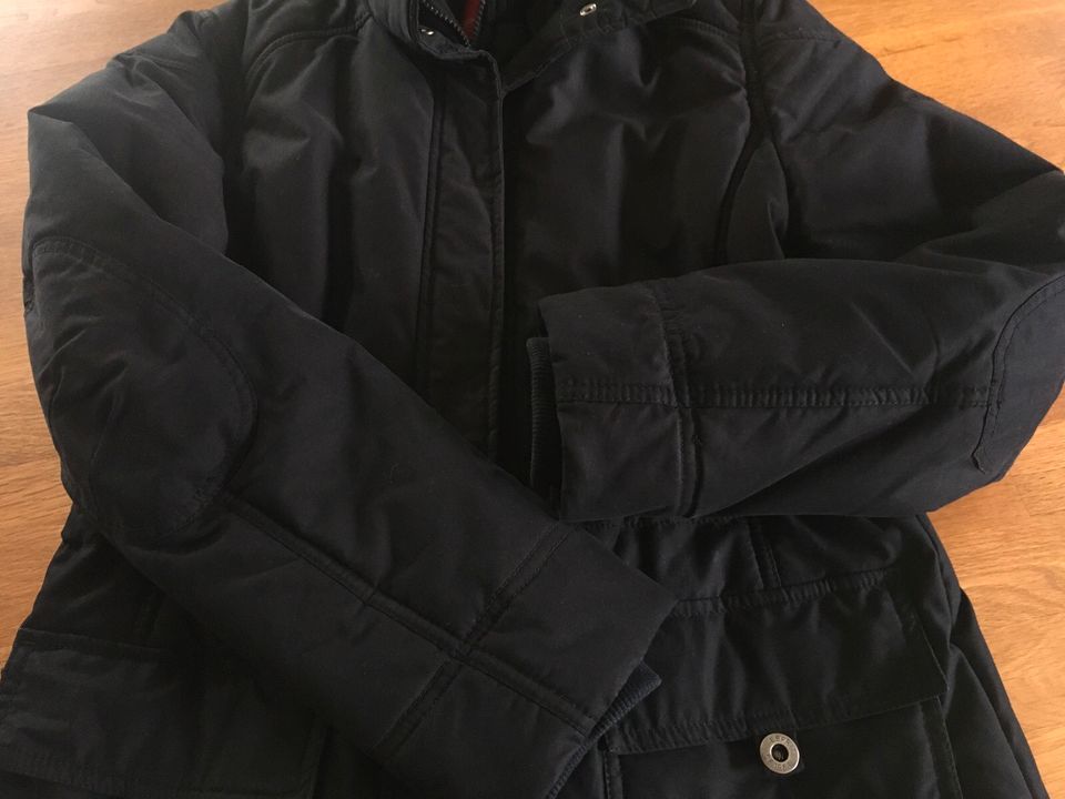 Esprit Winterjacke, Gr. S, Mantel, schwarz in Linsengericht