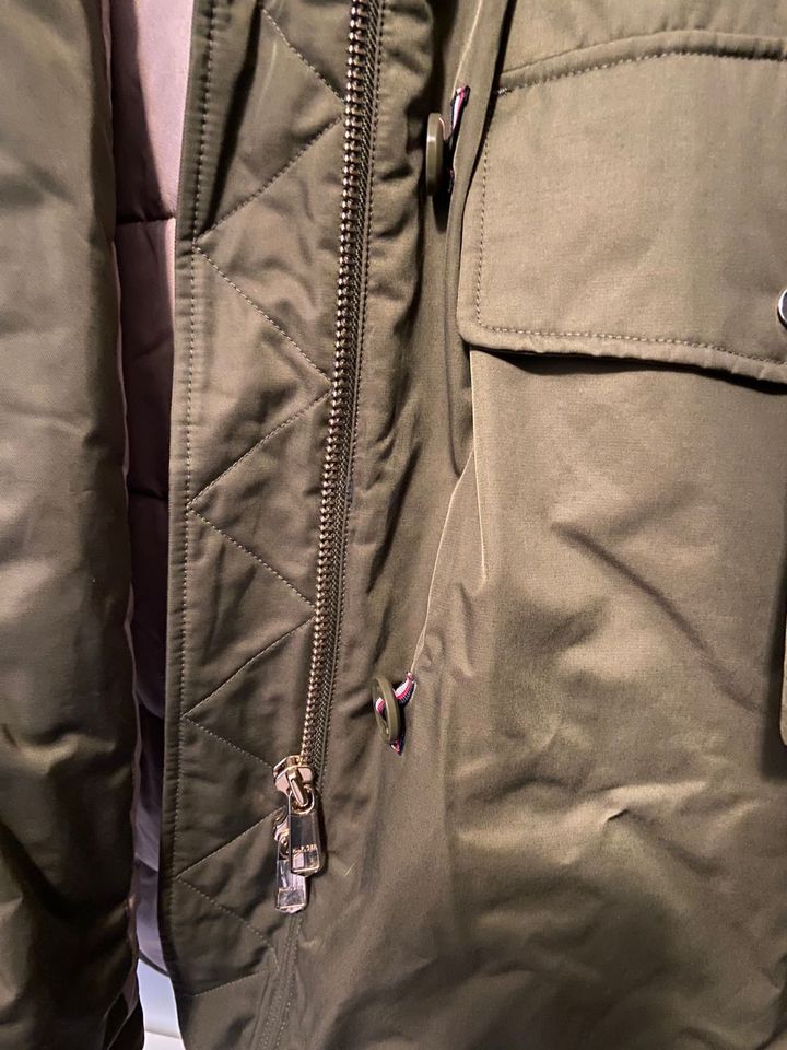 Tommy Hilfiger Parka Mantel neu in Kronberg im Taunus