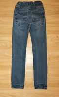 Jeans Jeanshose Hose Staccato Gr. 158 slim skinny eng schmal Niedersachsen - Brietlingen Vorschau