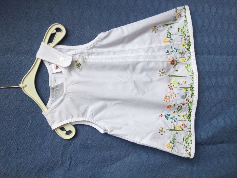 Kleid Gr.68 von Baby Club Weiß mit Stickerei Babykleid in Pfinztal