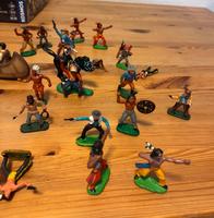 Indianer und Cowboys Figuren DDR Sachsen - Frohburg Vorschau