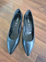 Gabor Pumps schwarz neu Gr. 7,5 Bayern - Erding Vorschau
