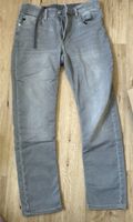 Jeans H&M regular fit Gr. 33/32 Nordrhein-Westfalen - Kempen Vorschau