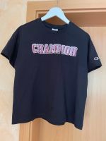 Champion T-Shirt Größe S Rheinland-Pfalz - Bruttig-Fankel Vorschau