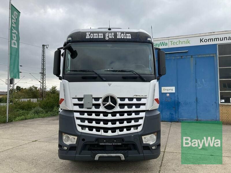 Mercedes-Benz AROCS 1843 LKW-Anhänger in Obertraubling