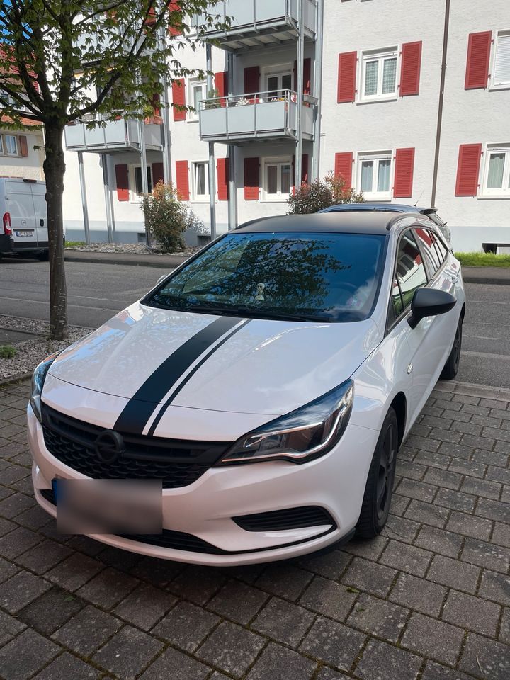 Opel Astra K in Steinen