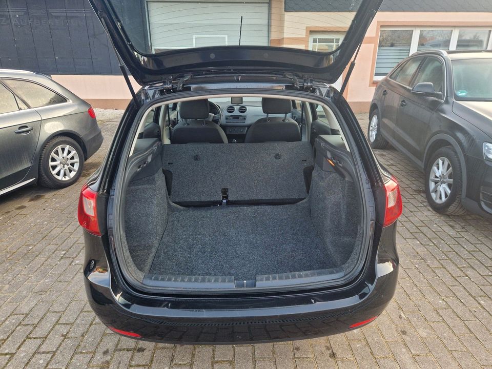 Seat Ibiza *TÜV Neu*Navi*Allwetter.*Bluetooth*5-Türer in Bücken