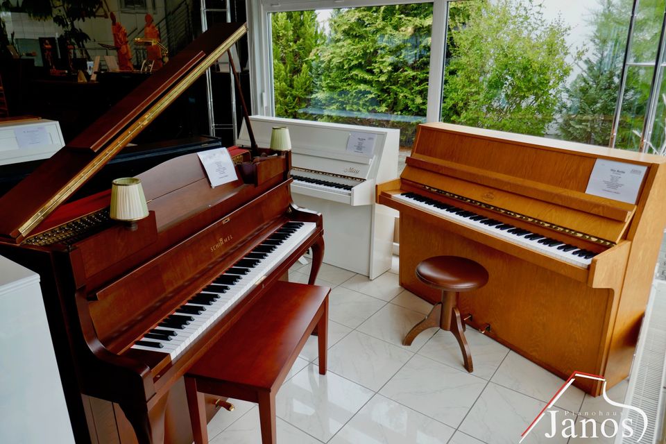 Steinway & Sons Klavier ✱ Modell V-125 ✱ Hamburger Produktion in Berlin