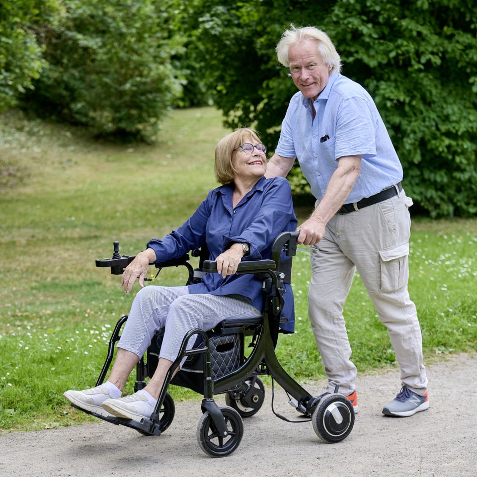 Moving Star All-in-One | Faltbarer Elektro-Rollator und Rollstuhl in Hamburg