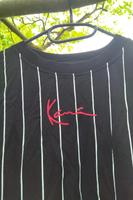 Tshirt von Karl Kani schwarz gestreift Nordrhein-Westfalen - Möhnesee Vorschau