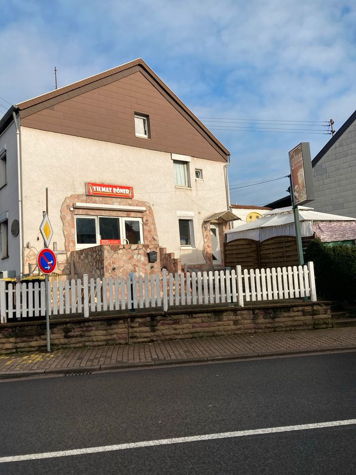 Zu verkaufen wohn Geschäft Haus in Schwalbach